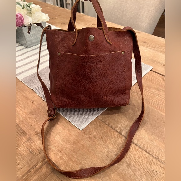 Portland leather company mini crossbody in nutmeg. - Picture 2 of 4